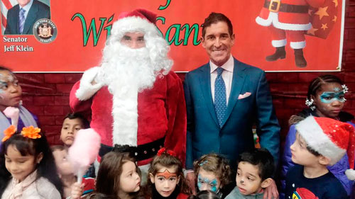 Klein hosts breakfast with Santa