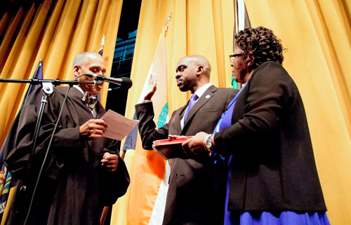 Assemblyman Blake sworn in