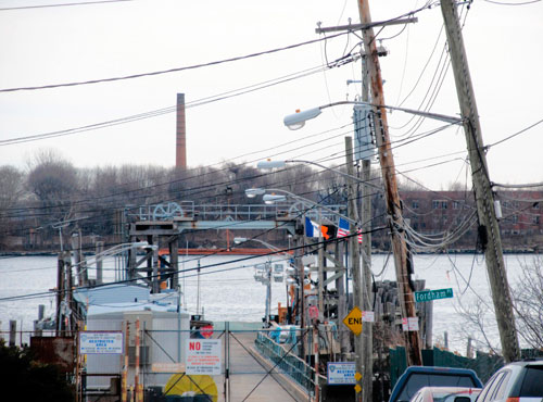 Community Board 10 votes to support Hart Island transfer legislation