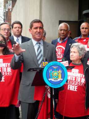 Johnson, Klein bring back citizens’ courtwatchers program