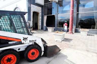 Villa Barone crash prompts TNE exit changes