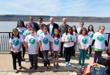 Electeds Promote Creating Hudson River Greenway