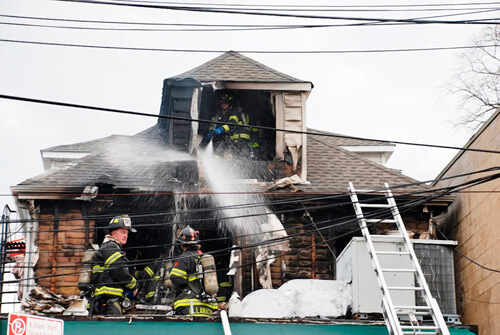 Fire on East Tremont Avenue burns through apartment