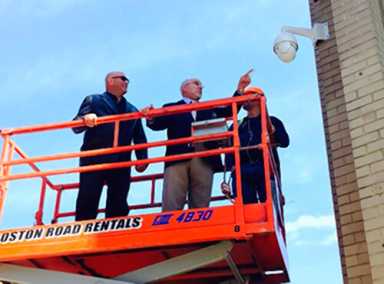 Westchester Square welcomes security cameras