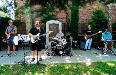 City Island hosts annual Arts & Crafts fair|City Island hosts annual Arts & Crafts fair|City Island hosts annual Arts & Crafts fair