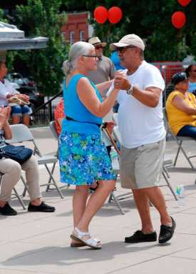 Bronx Salsa Month kicked off at Owen Dolen Park|Bronx Salsa Month kicked off at Owen Dolen Park