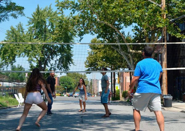 Hone Avenue hosts block party