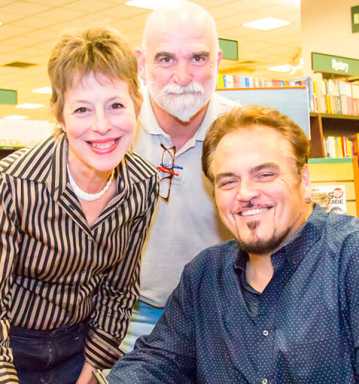 ‘Bronx Bound’ book signing held by John Roche