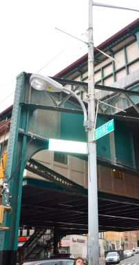 Councilman calls for better pedestrian lighting under Westchester Avenue el in Pelham Bay