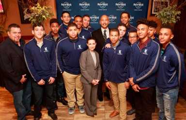 Borough President Diaz and AT&T  hosts Grand Slam Little League players cup