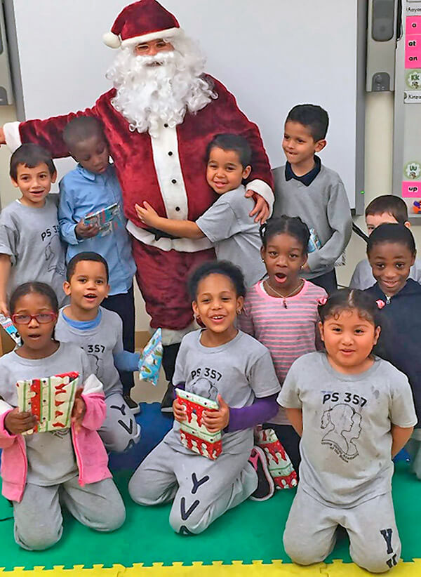 NIDC Gives Away Over 1000 Presents to Children Of All Ages