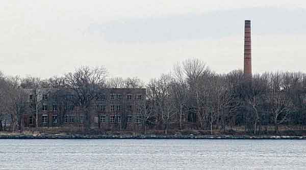 Hart Island transfer plan runs into some opposition