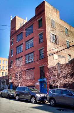 Industrial building in Mott Haven sold