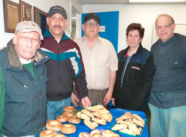 Temple Hatikva Celebrates Purim