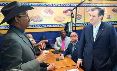 Cruz Visits Soundview Restaurant
