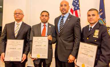 Diaz Honors Muslim Leaders