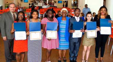 Benedetto & Diaz Honor Top Scholars