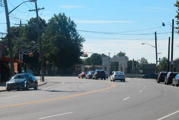 Councilman Vacca supports Waterbury-LaSalle Vision Zero ‘road diet’ plan over CB 10 objection