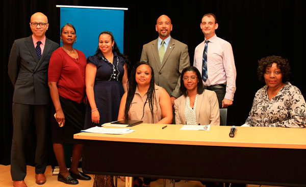 Diaz, StudentsFirstNY Discuss Bettering Schools