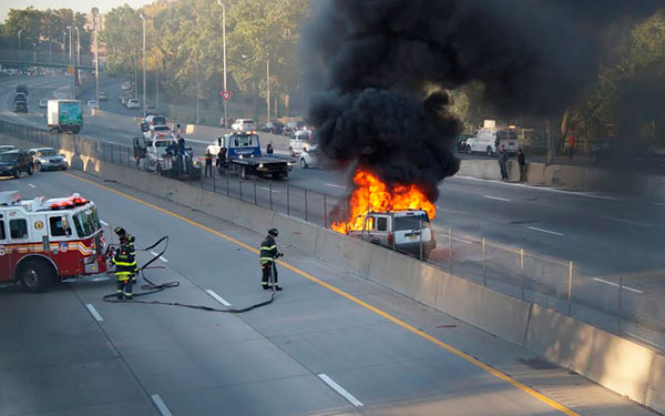 Car Erupts Into Flames On Bruckner