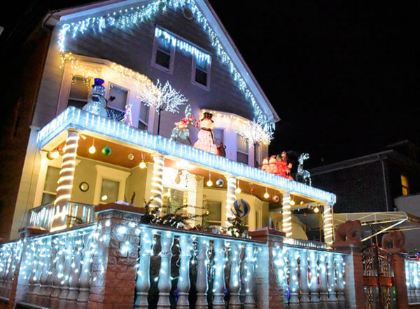 Pelham Bay Home Becomes Winter Wonderland