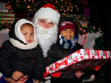 Castle Hill Little League Hosts 2nd Annual Christmas Tree Lighting|Castle Hill Little League Hosts 2nd Annual Christmas Tree Lighting