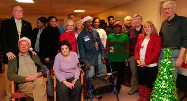 Van Nest Neighborhood Alliance Hosts Christmas Party|Van Nest Neighborhood Alliance Hosts Christmas Party