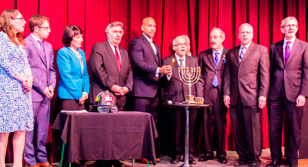 Diaz, Jewish Council celebrate Chanukah|Diaz, Jewish Council celebrate Chanukah