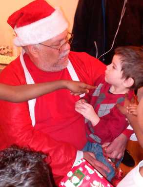 Holiday Celebration at Jackie’s Place family shelter|Holiday Celebration at Jackie’s Place family shelter