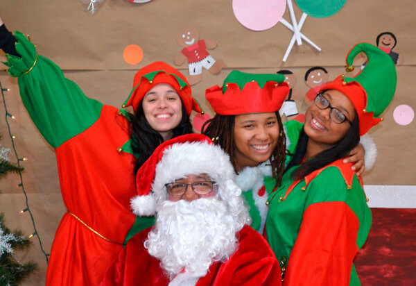 Bronx Y.M.C.A. holds annual Breakfast with Santa event|Bronx Y.M.C.A. holds annual Breakfast with Santa event