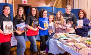 OLA Drama Club Host Used Book Sale