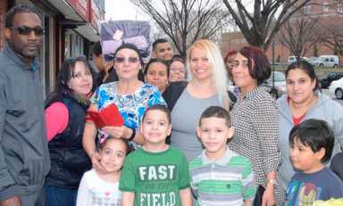 United Church Of God, Foxy Family’s Coat Drive|United Church Of God, Foxy Family’s Coat Drive