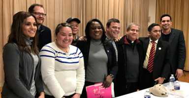 Sepulveda Hosts Immigration Workshop
