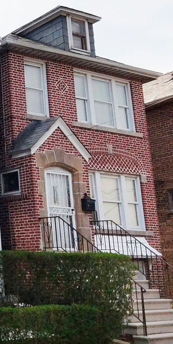 Police raid grow house/Morris Park weed grower smoked out|Police raid grow house/Morris Park weed grower smoked out