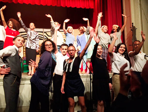 P.S. 71 Students Perform ‘Annie’