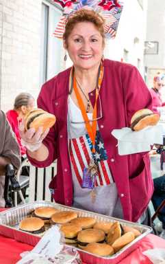 Triboro Center Elders Celebrate Summer