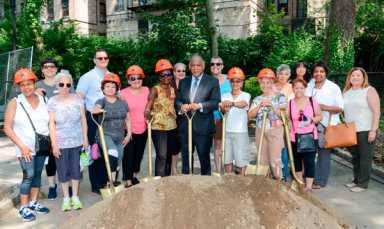 Groundbreaking ceremony held at Whalen Park|Groundbreaking ceremony held at Whalen Park|Groundbreaking ceremony held at Whalen Park