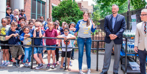 Vacca Unveils P.S. 83’s Learning Garden