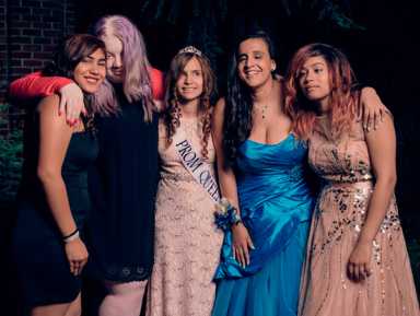 NYISE Students Enjoy Prom Night