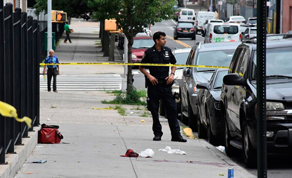 Man Fatally Stabbed In Mott Haven