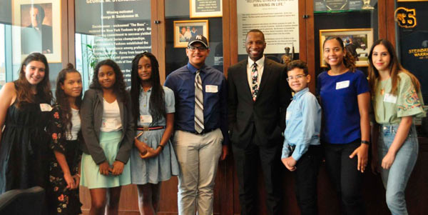 Breakthrough Students Visit Yankee Stadium|Breakthrough Students Visit Yankee Stadium