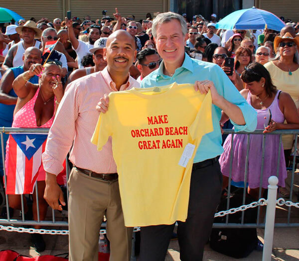 Diaz, De Blasio Tour Orchard Beach