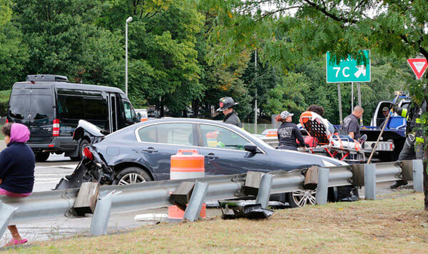 Multi-Car Crash On Bruckner Expressway