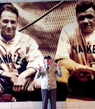 96-year-old veteran thrilled to see Yankees game|96-year-old veteran thrilled to see Yankees game