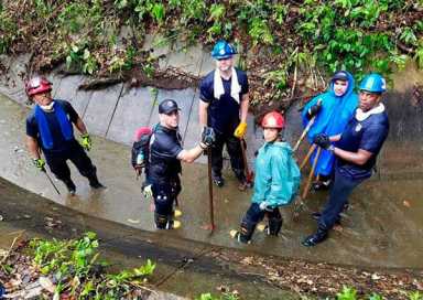 Bronx’s Blue Hats help hurricane-ravaged Puerto Rico