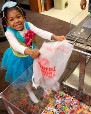 CHAM Diabetes Patients Enjoy Halloween