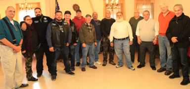 Kiwanis Provides Vets Thanksgiving Meal