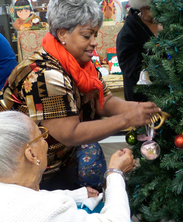 Bronx Center Give Holiday Thanks
