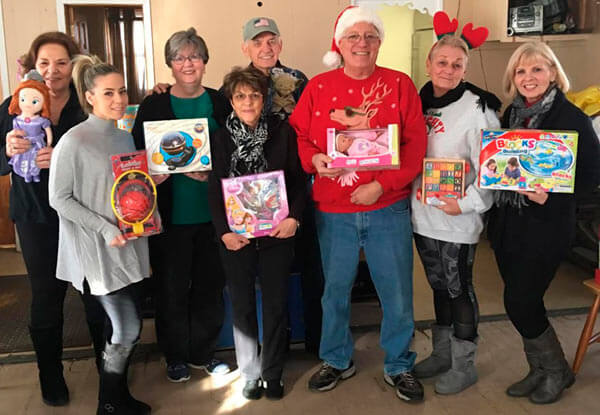 Korony Post 253 Distributes Toys