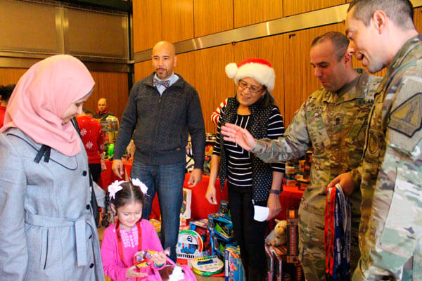 Diaz Hosts Veterans Holiday Toy Drive